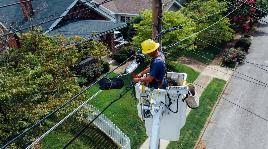 De 5 beste werkschoenen voor elektriciens: bescherming tegen elektrische gevaren