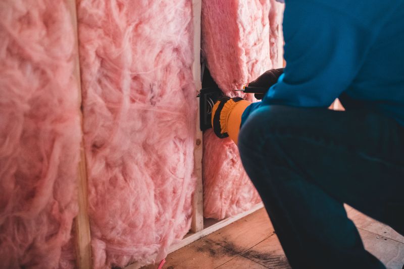 Binnenisolatie aanbrengen: veilig werken tijdens renovatie en afbouw